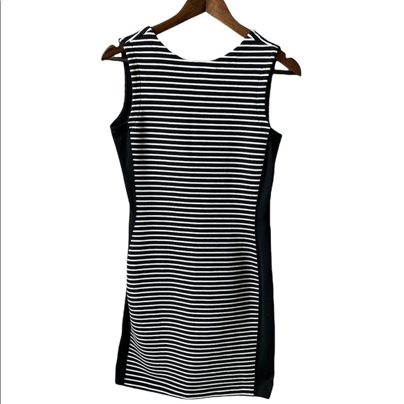 Athleta Mala Dress - Picture 2 of 7